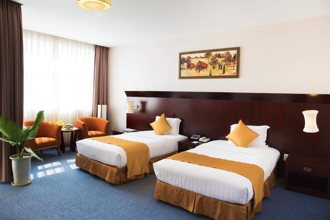 Dakruco Hotel Буонметхуот Экстерьер фото
